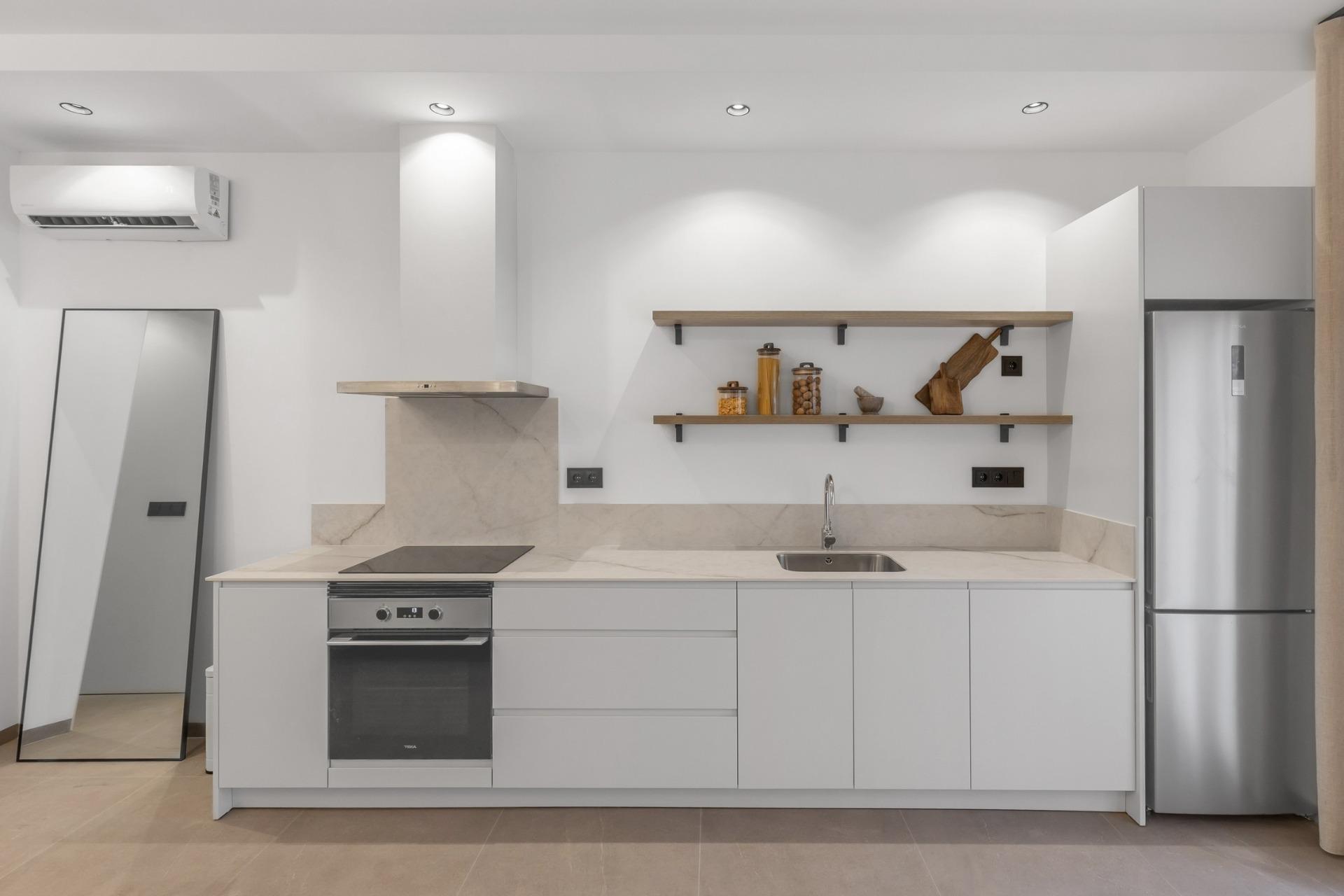 For sale - 1 Bedroom 1 Bathroom Apartment in Torrevieja - Playa Los Naufragos  - Alicante