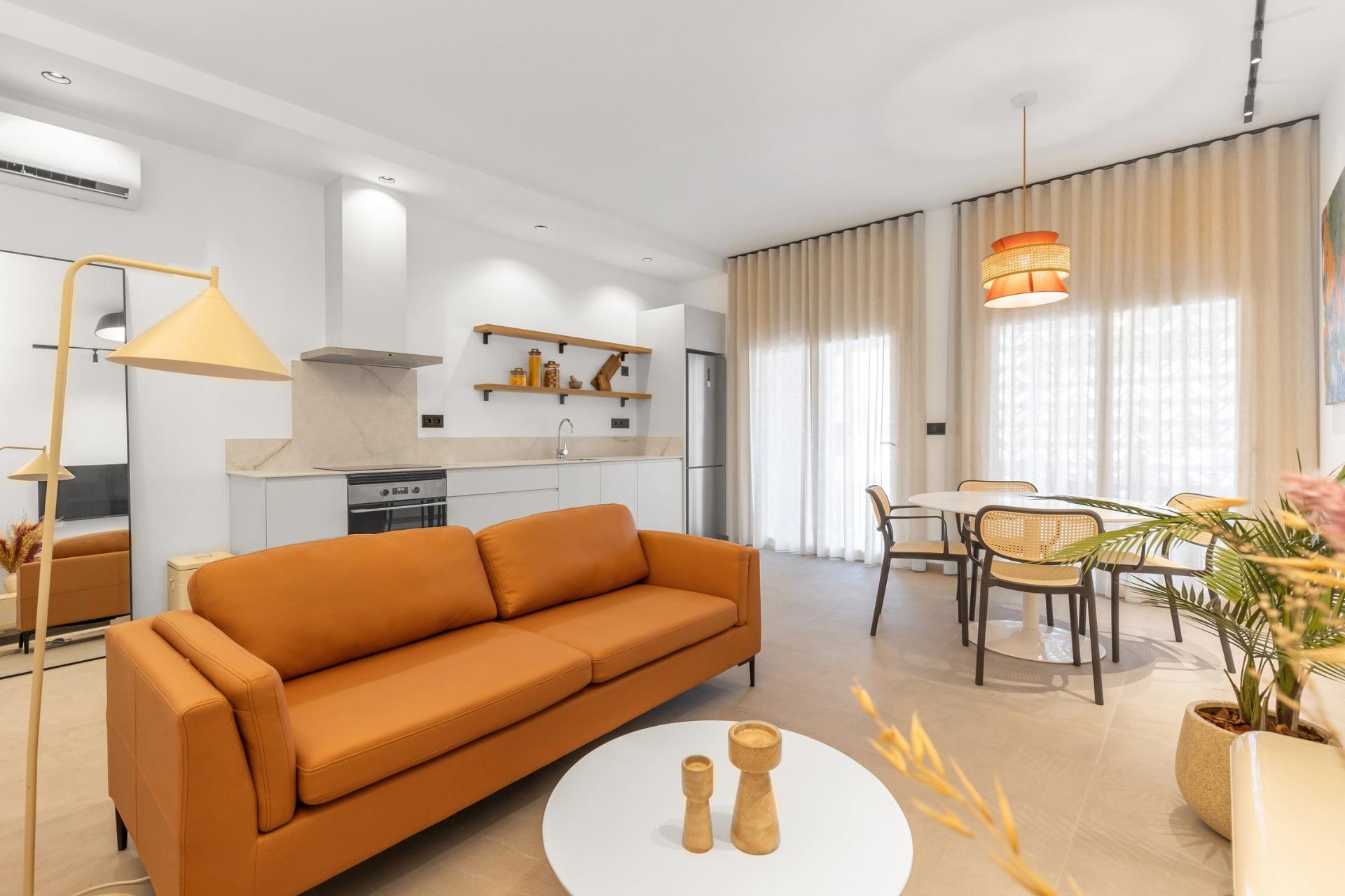For sale - 1 Bedroom 1 Bathroom Apartment in Torrevieja - Playa Los Naufragos  - Alicante