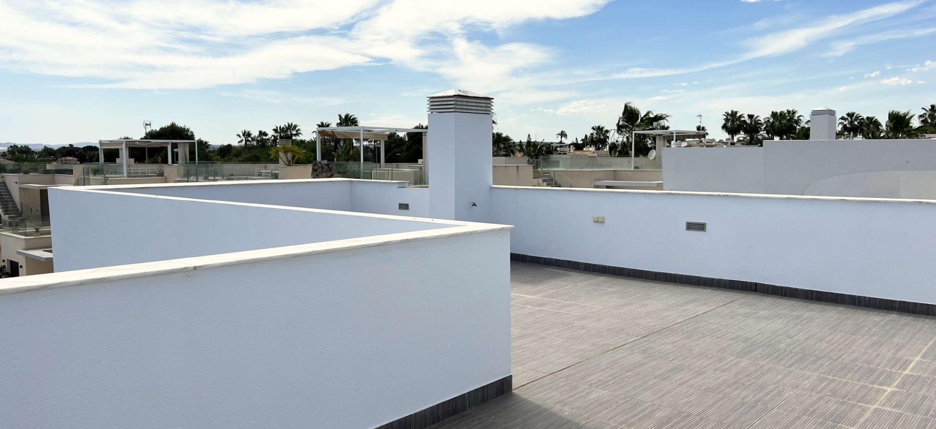 For sale - 3 Bedroom 2 Bathroom Villa in Rojales - Ciudad Quesada  - Alicante