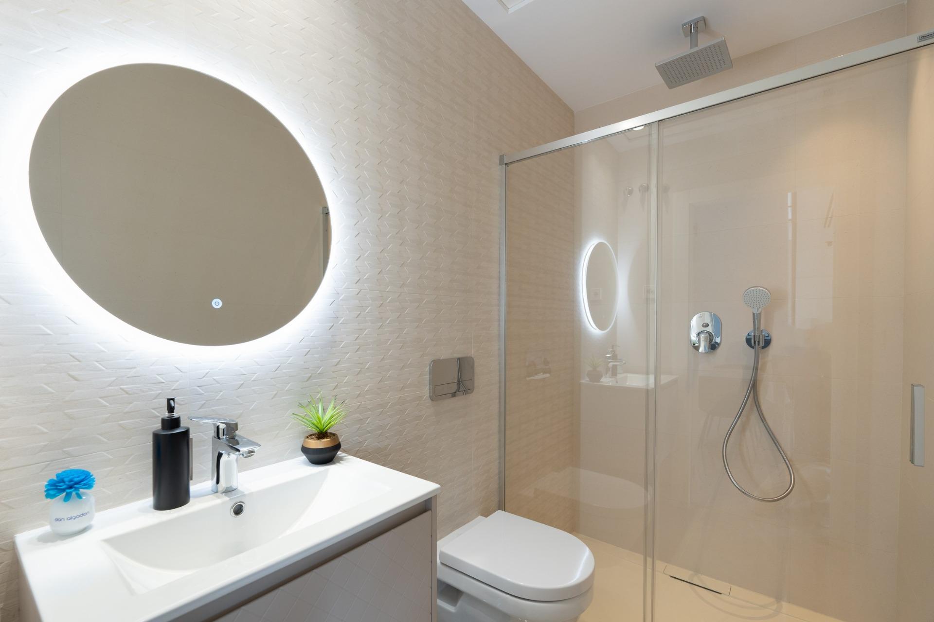 For sale - 3 Bedroom 3 Bathroom Villa in La Marina - El Pinet  - Alicante