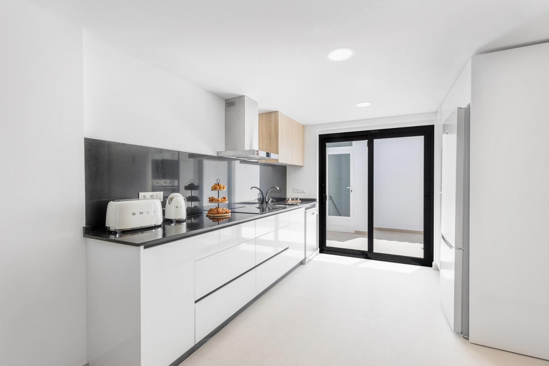 For sale - 4 Bedroom 2 Bathroom Town House in Rafal - pueblo  - Alicante