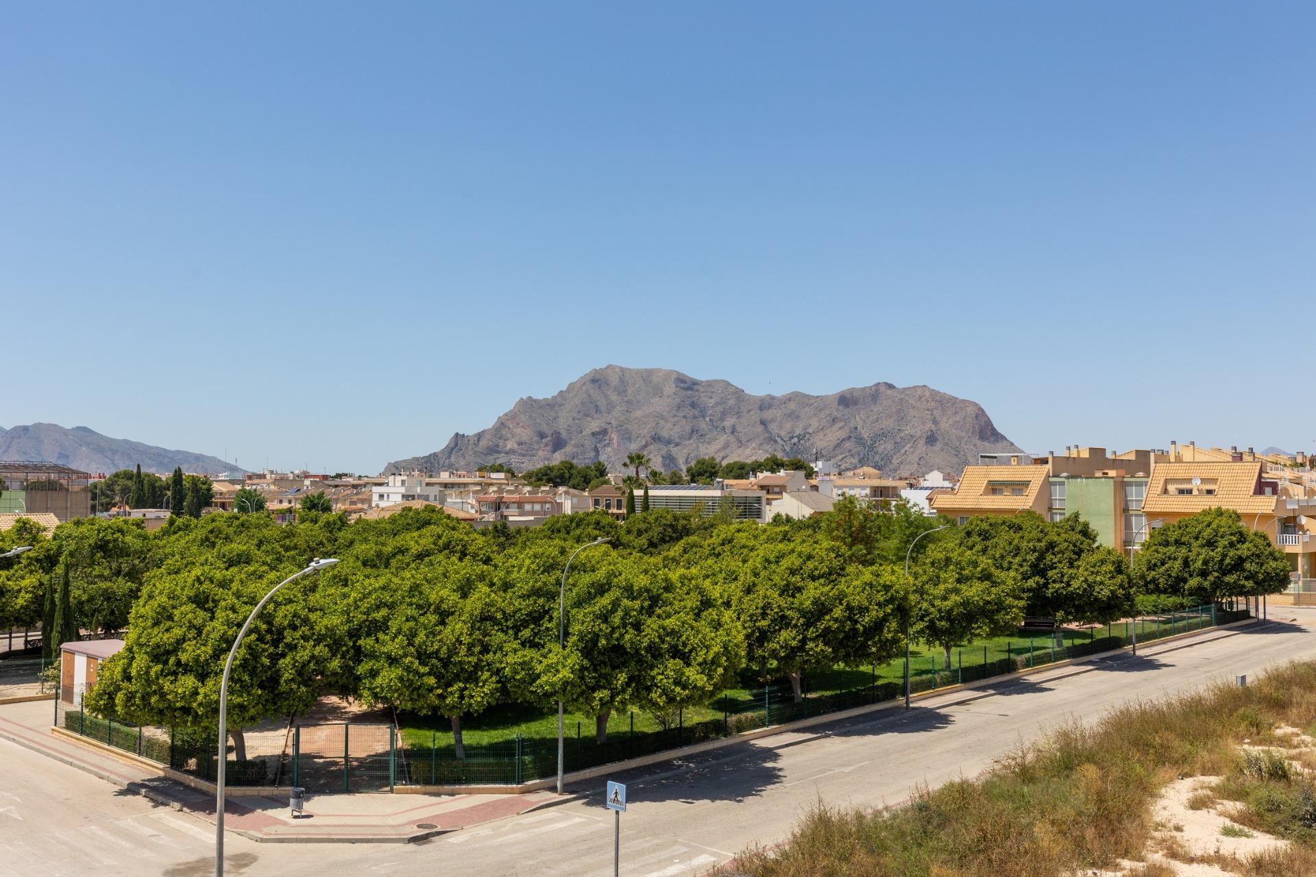 For sale - 4 Bedroom 2 Bathroom Town House in Rafal - pueblo  - Alicante