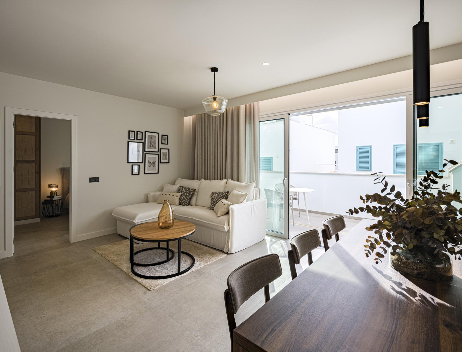 For sale - 2 Bedroom 2 Bathroom Bungalow in Pilar de La Horadada - Torre De La Horadada  - Alicante