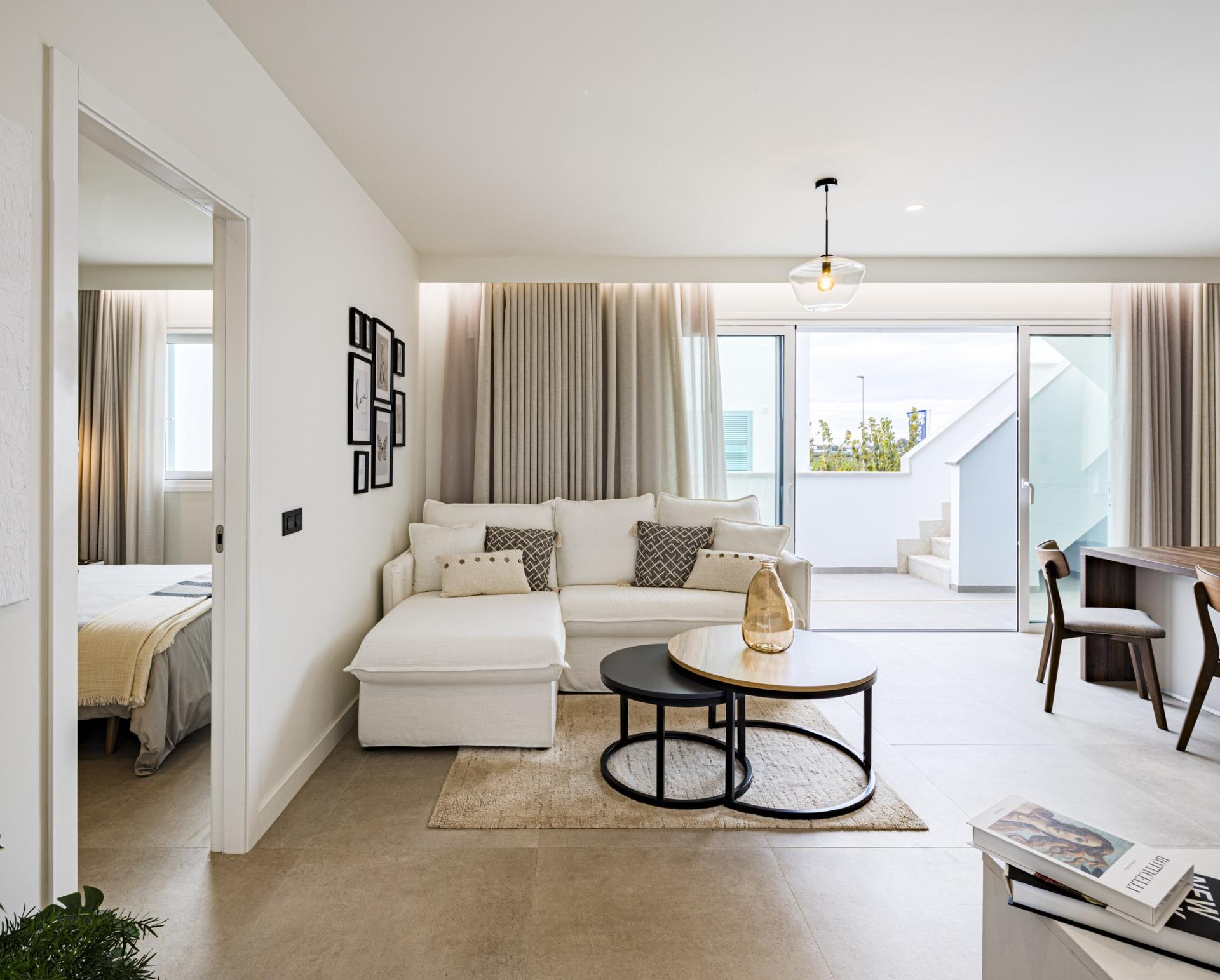 For sale - 2 Bedroom 2 Bathroom Bungalow in Pilar de La Horadada - Torre De La Horadada  - Alicante