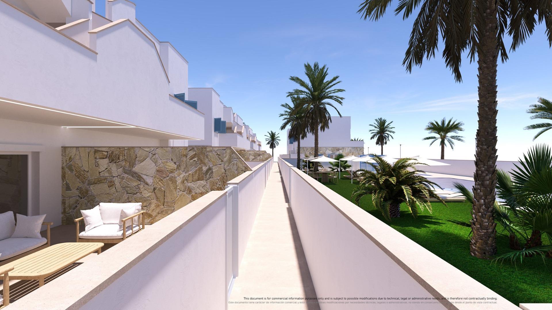 For sale - 2 Bedroom 2 Bathroom Bungalow in Pilar de La Horadada - Torre De La Horadada  - Alicante