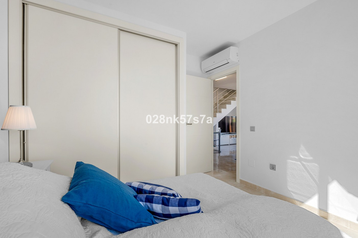 For sale - 3 Bedroom 2 Bathroom Apartment - Duplex in Orihuela - Lomas de Cabo Roig  - Alicante