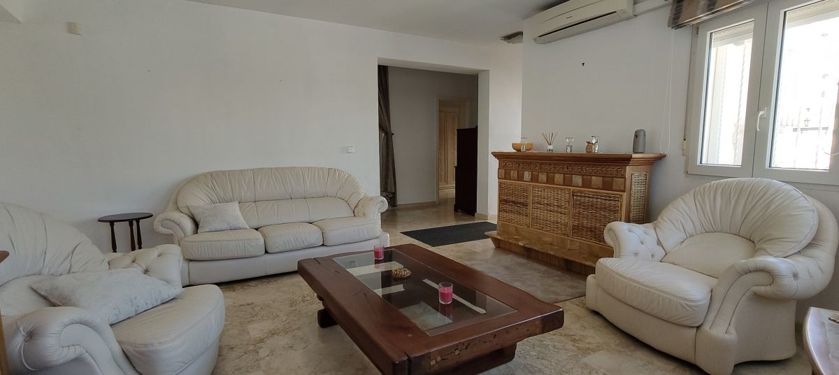 For sale - 3 Bedroom 2 Bathroom Villa in LAS RAMBLAS GOLF Villamartin - , LAS RAMBLAS GOLF, Alicante, Spain - Alicante