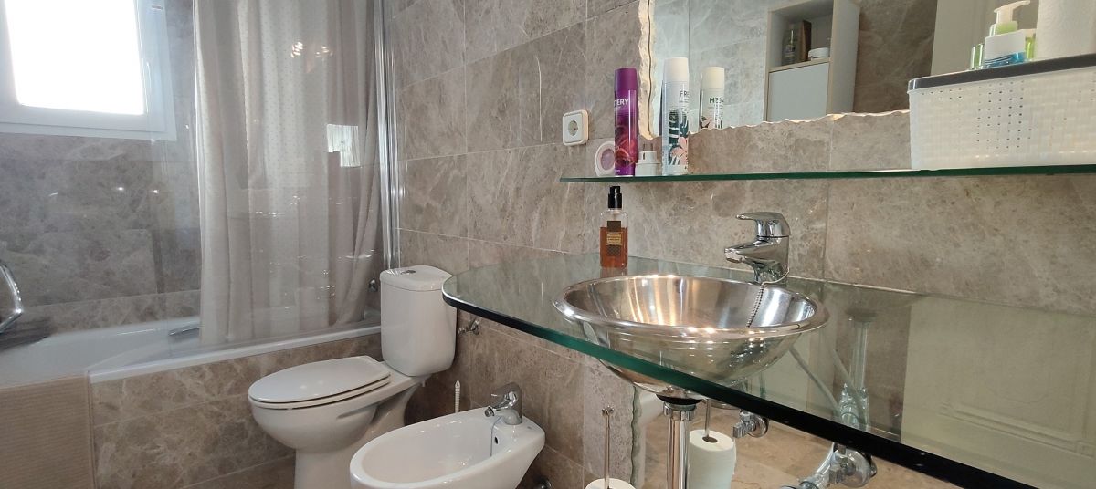 For sale - 3 Bedroom 2 Bathroom Villa in LAS RAMBLAS GOLF Villamartin - , LAS RAMBLAS GOLF, Alicante, Spain - Alicante