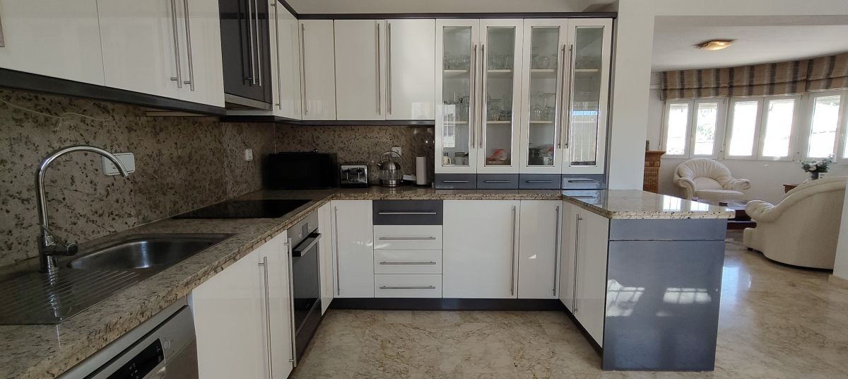 For sale - 3 Bedroom 2 Bathroom Villa in LAS RAMBLAS GOLF Villamartin - , LAS RAMBLAS GOLF, Alicante, Spain - Alicante