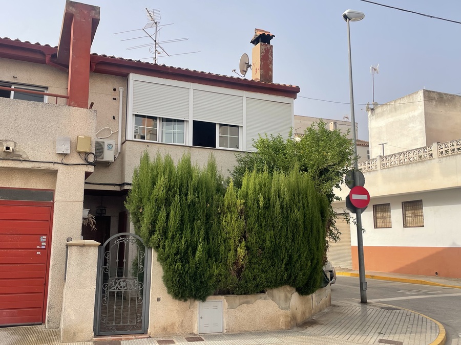 For sale - 3 Bedroom 1 Bathroom Townhouse in Rojales - , Rojales, Alicante, Spain - Alicante