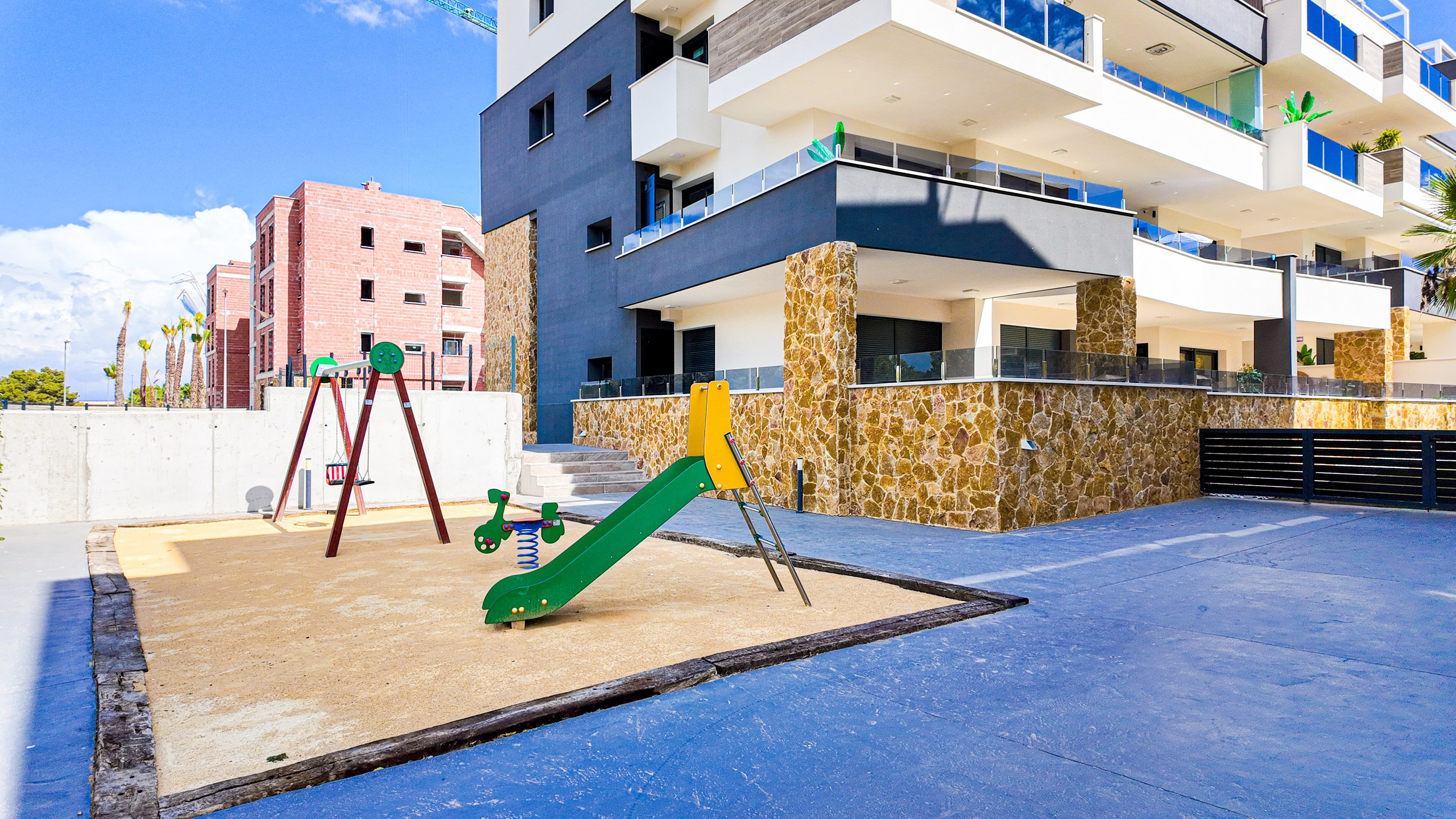 For sale - 2 Bedroom 2 Bathroom Apartment in Orihuela Costa - Costa Blanca  - Alicante