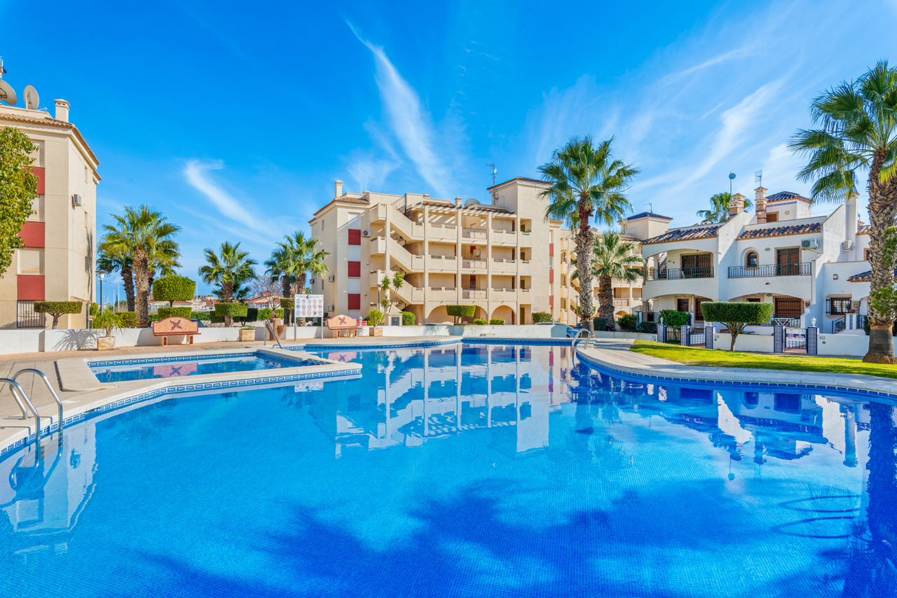 For sale - 2 Bedroom 2 Bathroom Apartment in Playa Flamenca - Costa Blanca  - Alicante