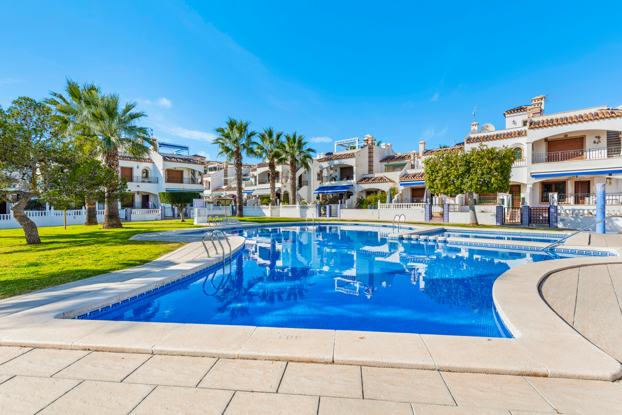 For sale - 2 Bedroom 2 Bathroom Apartment in Playa Flamenca - Costa Blanca  - Alicante