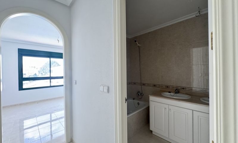 For sale - 2 Bedroom 2 Bathroom Apartment in Orihuela Costa - Costa Blanca  - Alicante