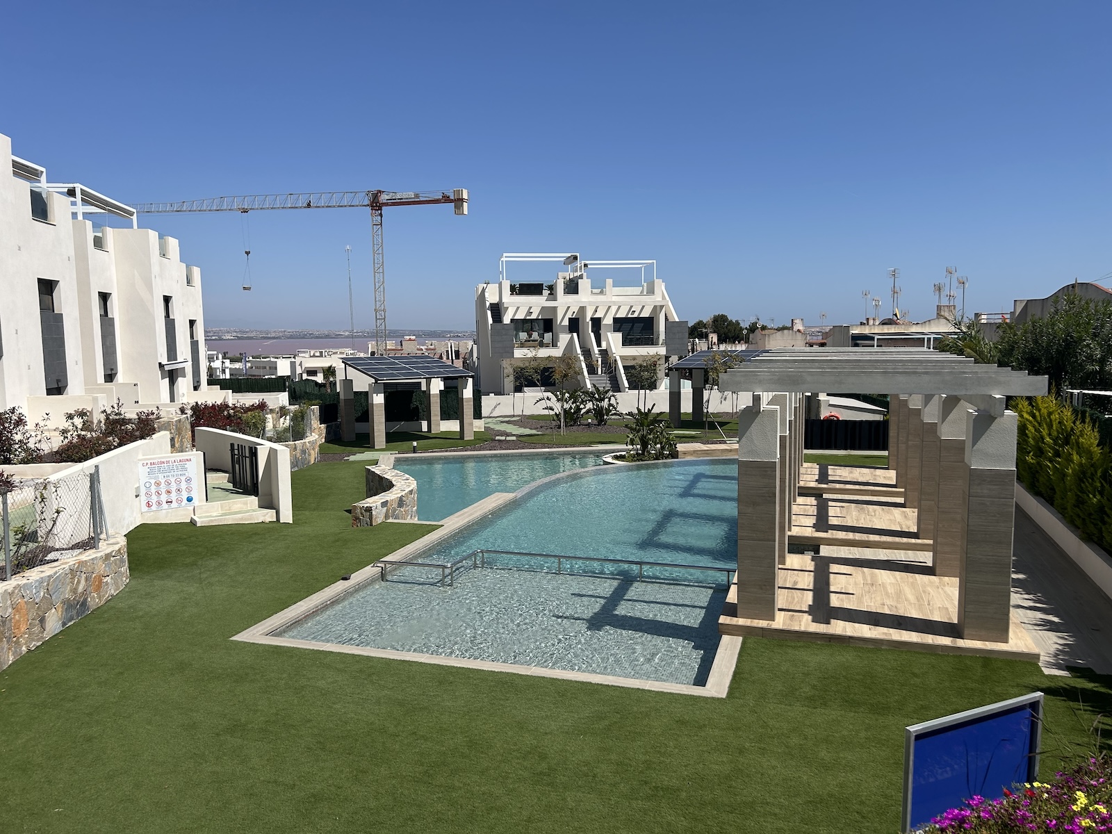 For sale - 2 Bedroom 2 Bathroom Apartment in Los Balcones - Costa Blanca  - Alicante