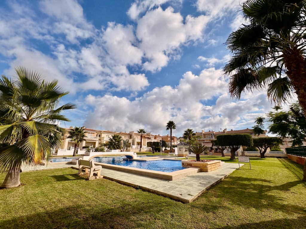 3 Bedroom 2 Bathroom Town House in Rojales