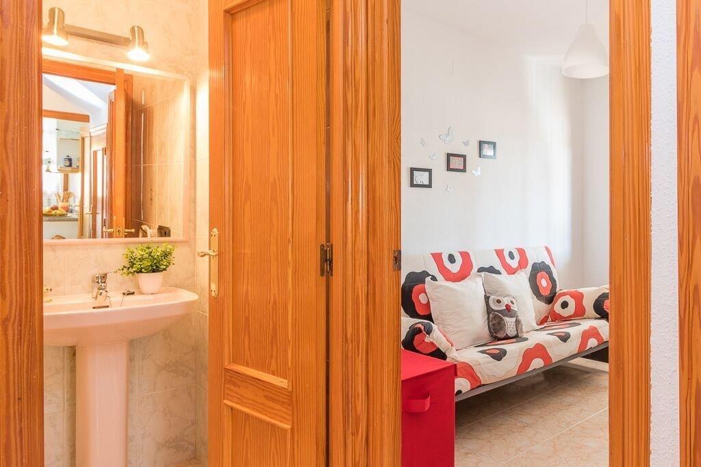 For sale - 3 Bedroom 2 Bathroom Semi Detached in Orihuela Costa - Playa Flamenca  - Alicante