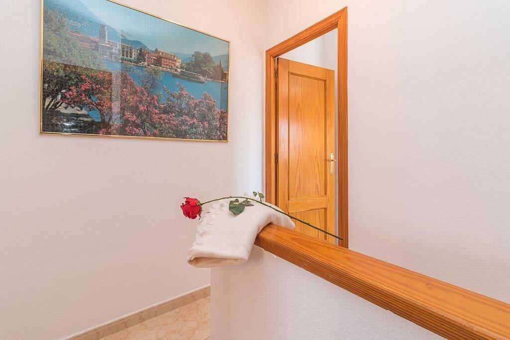 For sale - 3 Bedroom 2 Bathroom Semi Detached in Orihuela Costa - Playa Flamenca  - Alicante