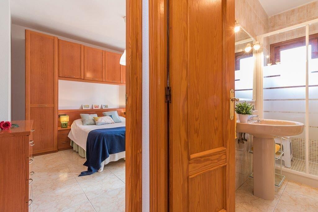 For sale - 3 Bedroom 2 Bathroom Semi Detached in Orihuela Costa - Playa Flamenca  - Alicante
