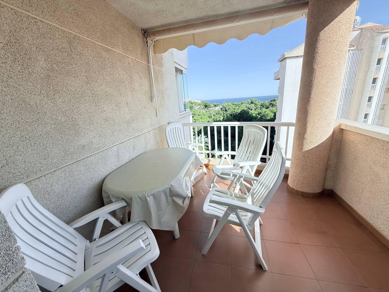 For sale - 3 Bedroom 2 Bathroom Apartment in Orihuela Costa - Campoamor  - Alicante