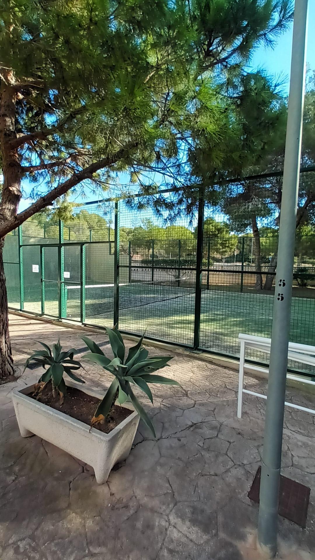 For sale - 3 Bedroom 2 Bathroom Apartment in Orihuela Costa - Campoamor  - Alicante