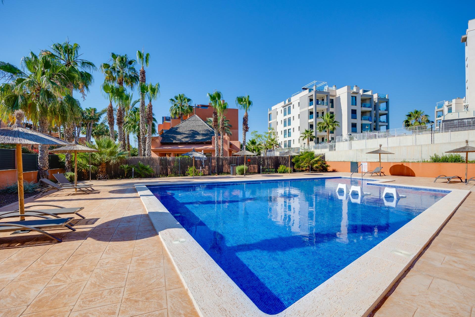 For sale - 2 Bedroom 2 Bathroom Apartment in Orihuela Costa - Villamartín-las Filipinas  - Alicante