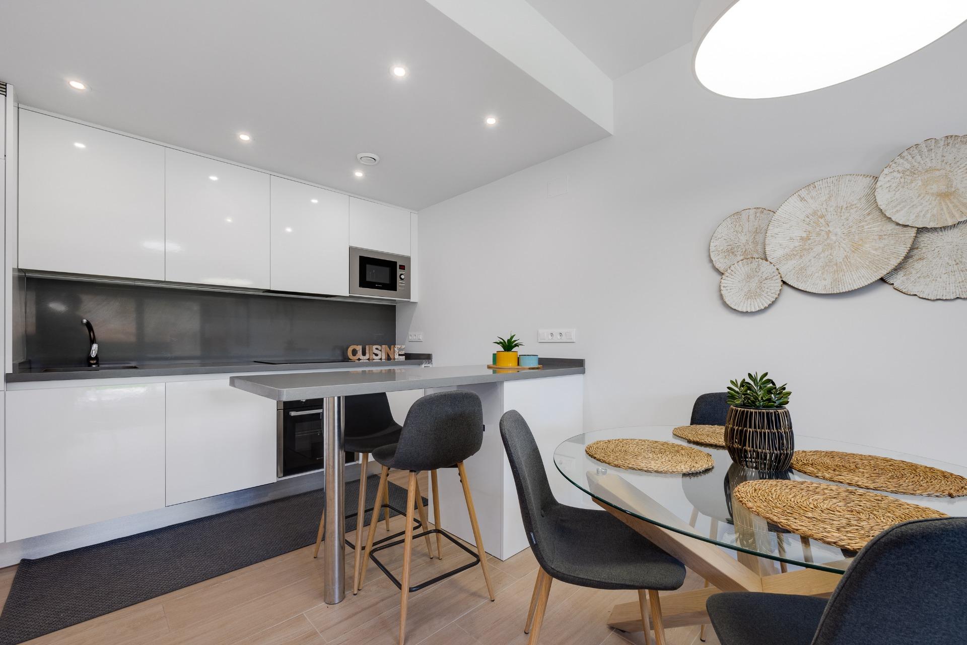 For sale - 2 Bedroom 2 Bathroom Apartment in Orihuela Costa - Villamartín-las Filipinas  - Alicante