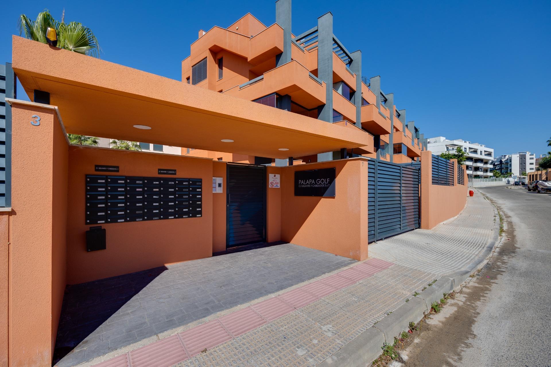For sale - 2 Bedroom 2 Bathroom Apartment in Orihuela Costa - Villamartín-las Filipinas  - Alicante