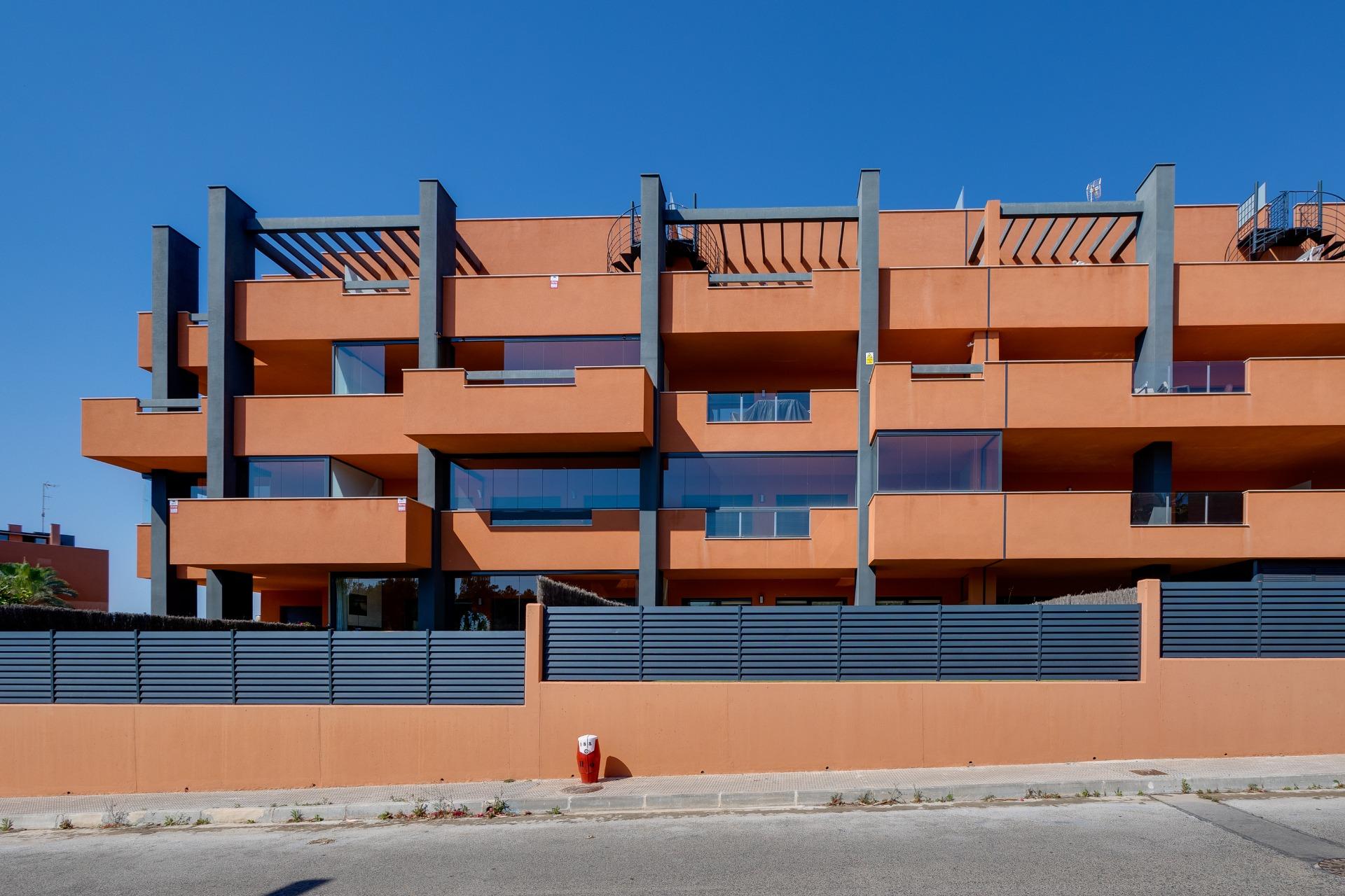 For sale - 2 Bedroom 2 Bathroom Apartment in Orihuela Costa - Villamartín-las Filipinas  - Alicante