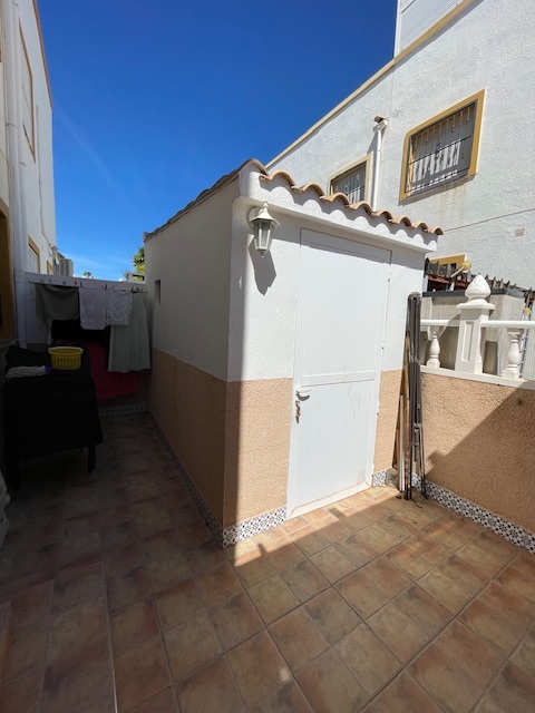 For sale - 3 Bedroom 2 Bathroom Quad House in Playa Flamenca -  - Alicante
