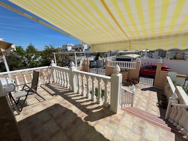 For sale - 3 Bedroom 2 Bathroom Quad House in Playa Flamenca -  - Alicante