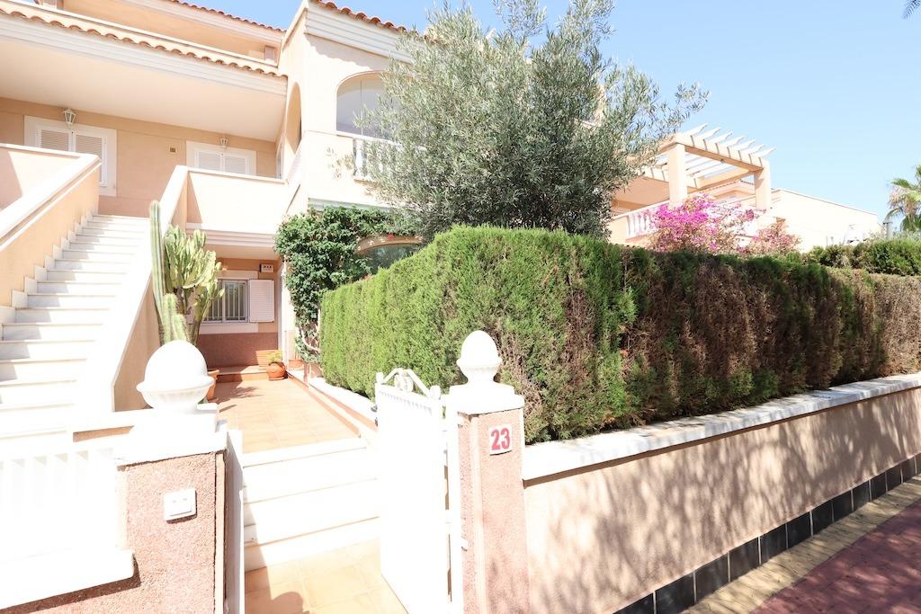 For sale - 2 Bedroom 2 Bathroom Bungalow in Orihuela Costa - Costa Blanca  - Alicante