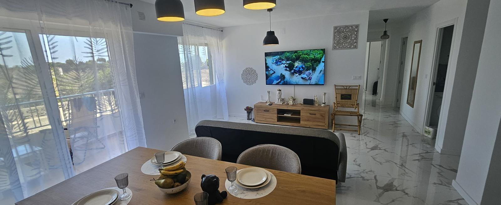 For sale - 2 Bedroom 2 Bathroom Apartment in Orihuela Costa - Punta Prima  - Alicante