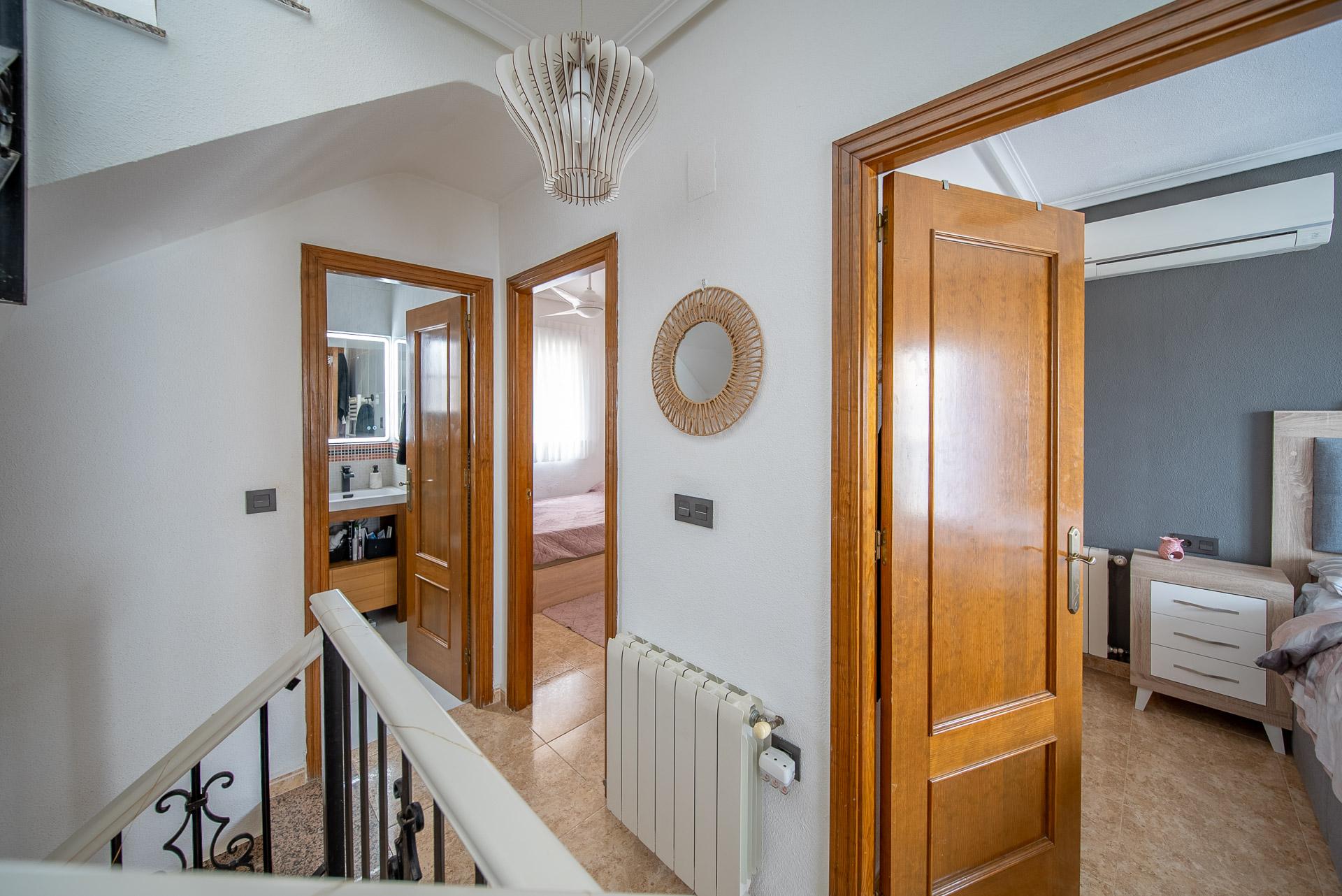 For sale - 3 Bedroom 2 Bathroom Town House in Orihuela Costa - Pau 26  - Alicante