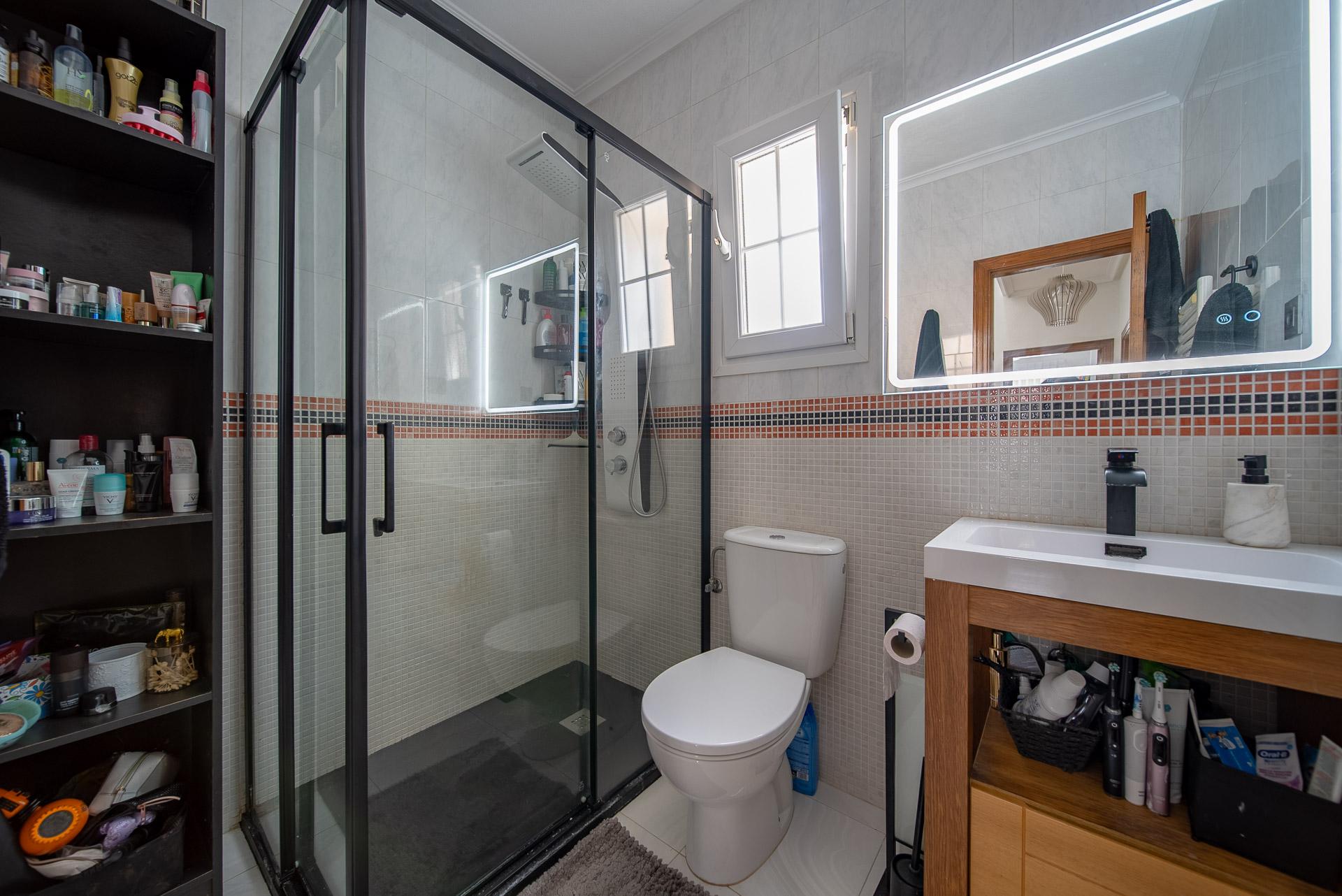 For sale - 3 Bedroom 2 Bathroom Town House in Orihuela Costa - Pau 26  - Alicante