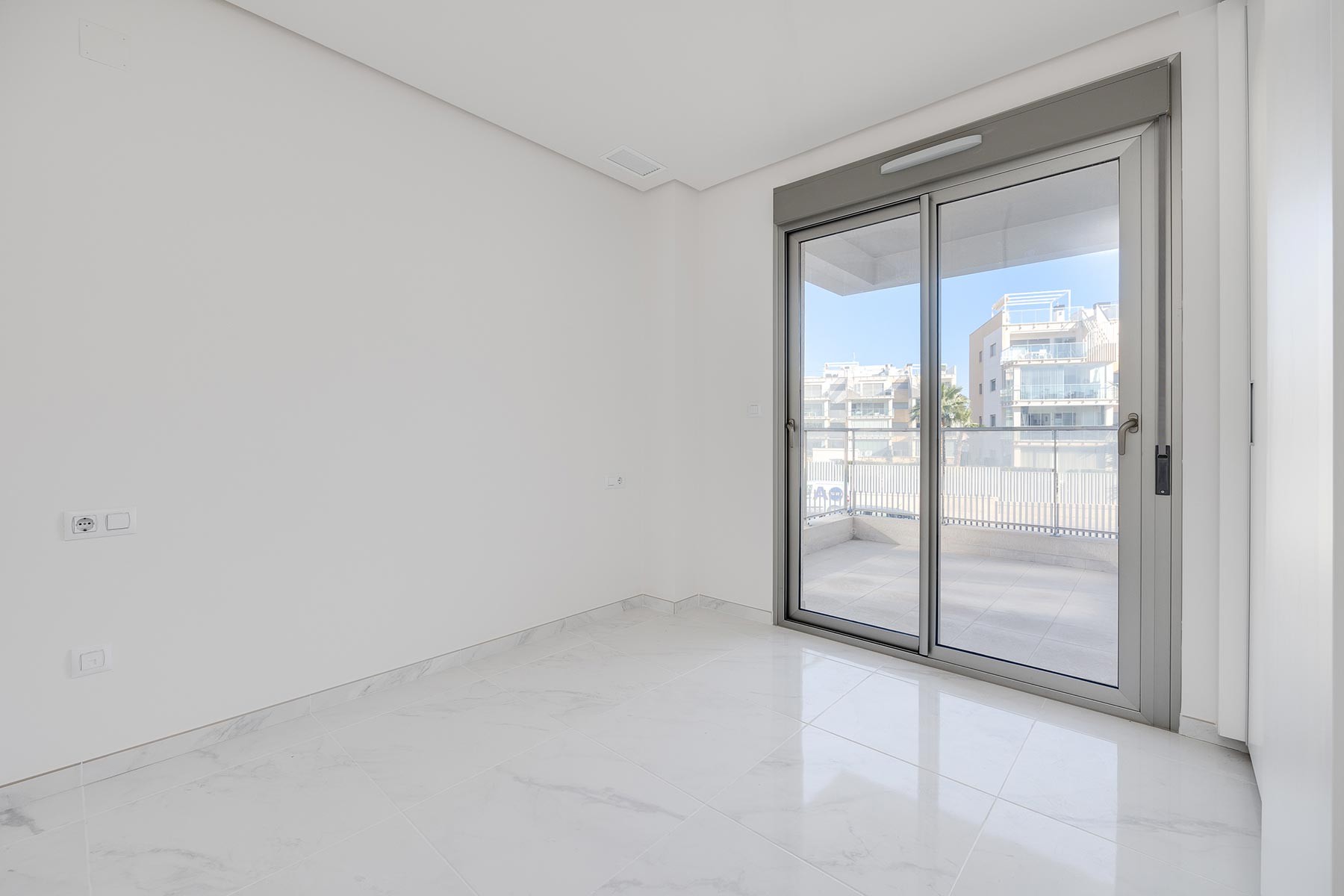 For sale - 2 Bedroom 2 Bathroom Apartment in Orihuela Costa - Costa Blanca  - Alicante