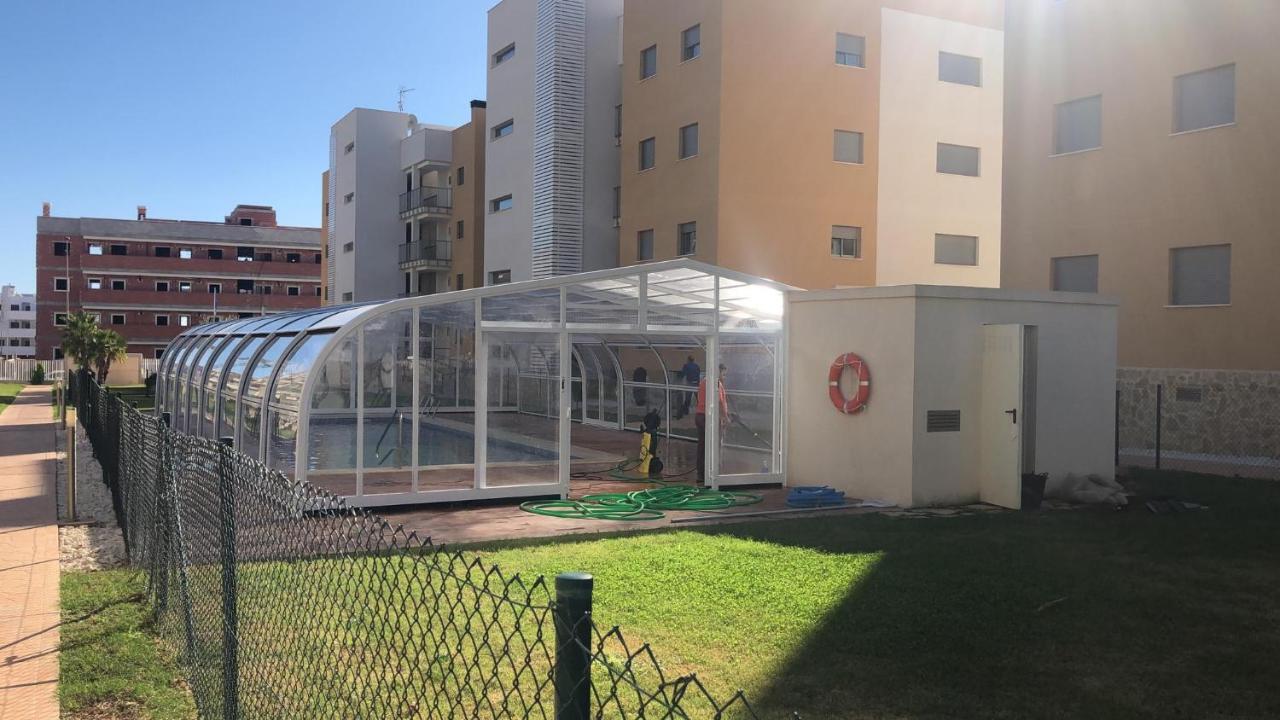 For sale - 2 Bedroom 2 Bathroom Apartment in Villamartin -  - Alicante