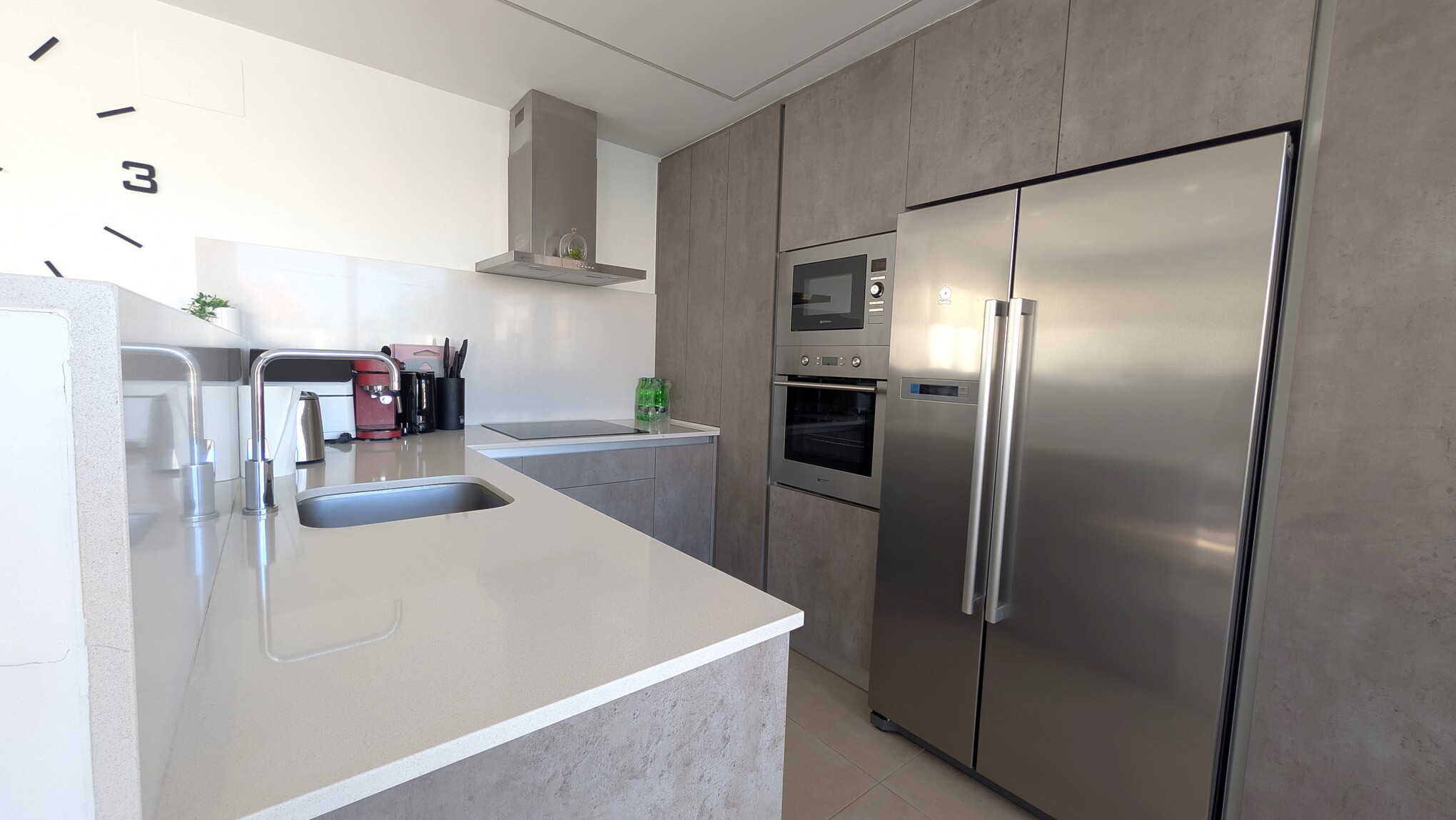 Sold - Sold! 3 Bedroom 4 Bathroom Villa in Villamartin - Pau 26, Villamartin, Alicante, Spain - Alicante