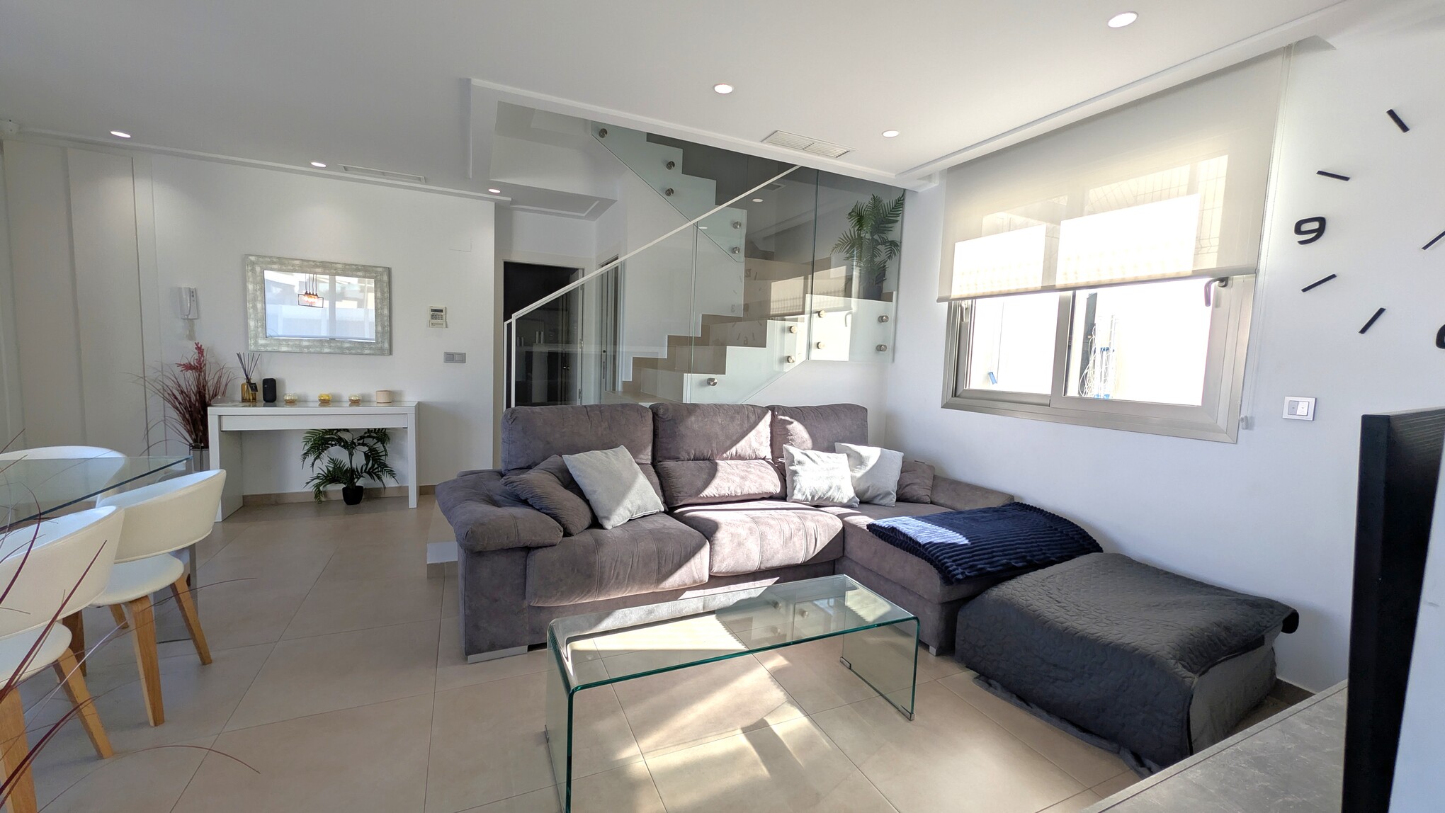 Sold - Sold! 3 Bedroom 4 Bathroom Villa in Villamartin - Pau 26, Villamartin, Alicante, Spain - Alicante