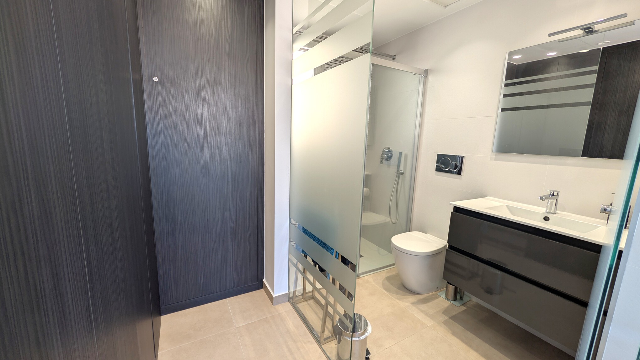 Sold - Sold! 3 Bedroom 4 Bathroom Villa in Villamartin - Pau 26, Villamartin, Alicante, Spain - Alicante