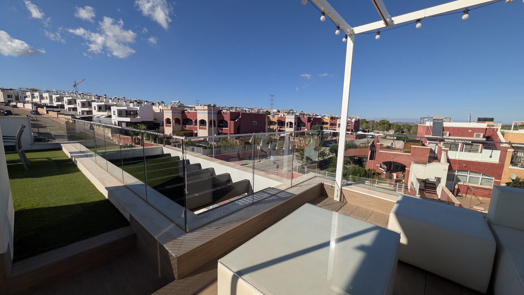 Sold - Sold! 3 Bedroom 4 Bathroom Villa in Villamartin - Pau 26, Villamartin, Alicante, Spain - Alicante
