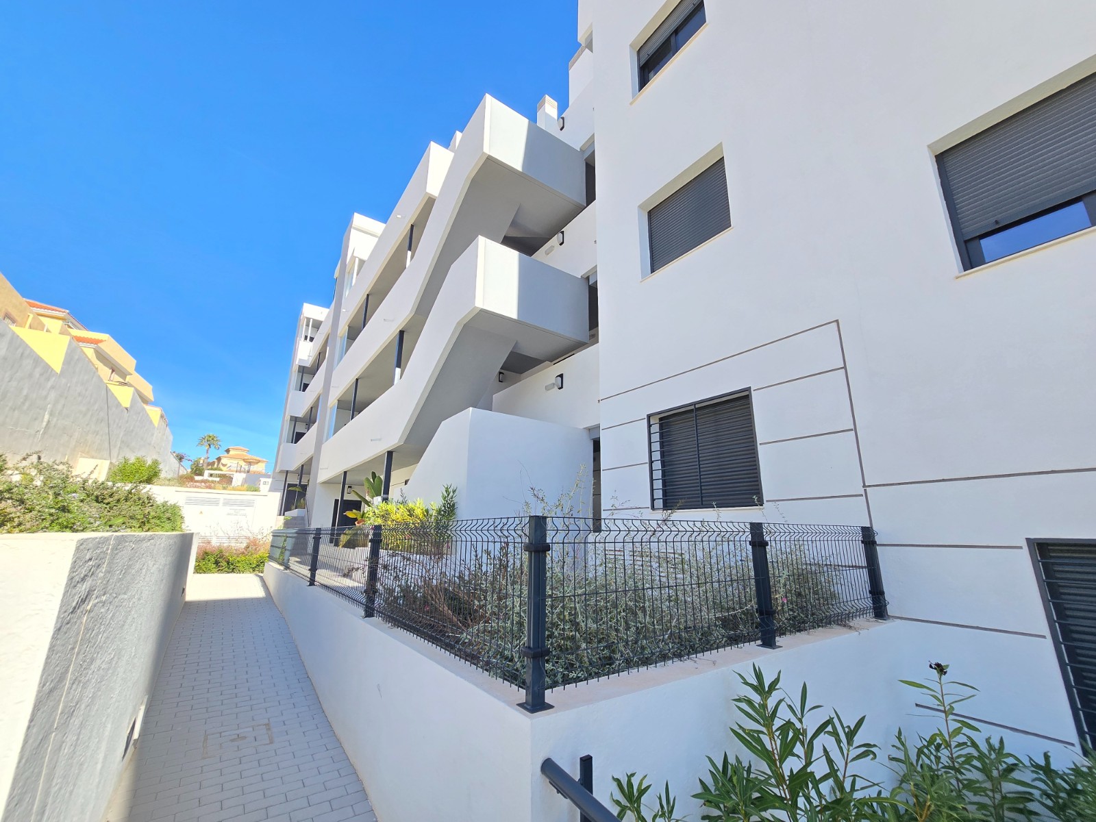 For sale - 2 Bedroom 2 Bathroom Apartment in Orihuela Costa - Costa Blanca  - Alicante