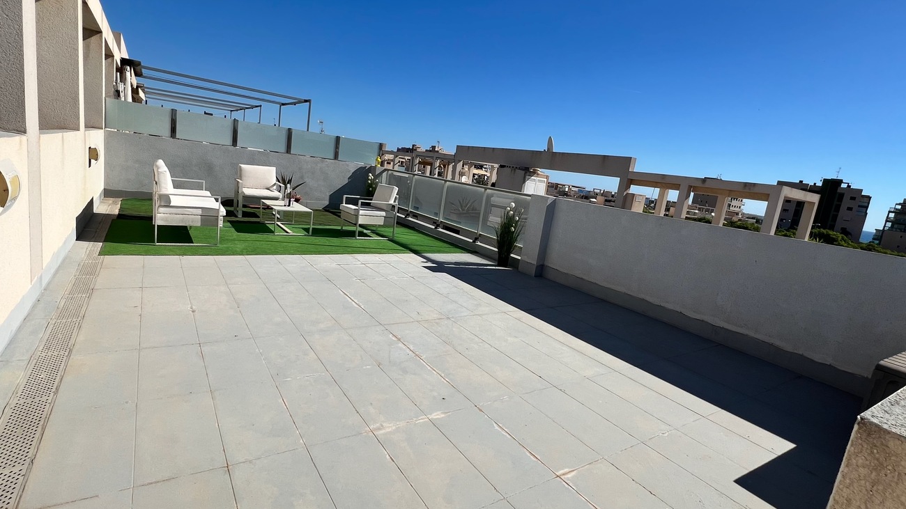 For sale - 2 Bedroom 2 Bathroom Penthouse Penthouse in Mil Palmeras - Costa Blanca  - Alicante