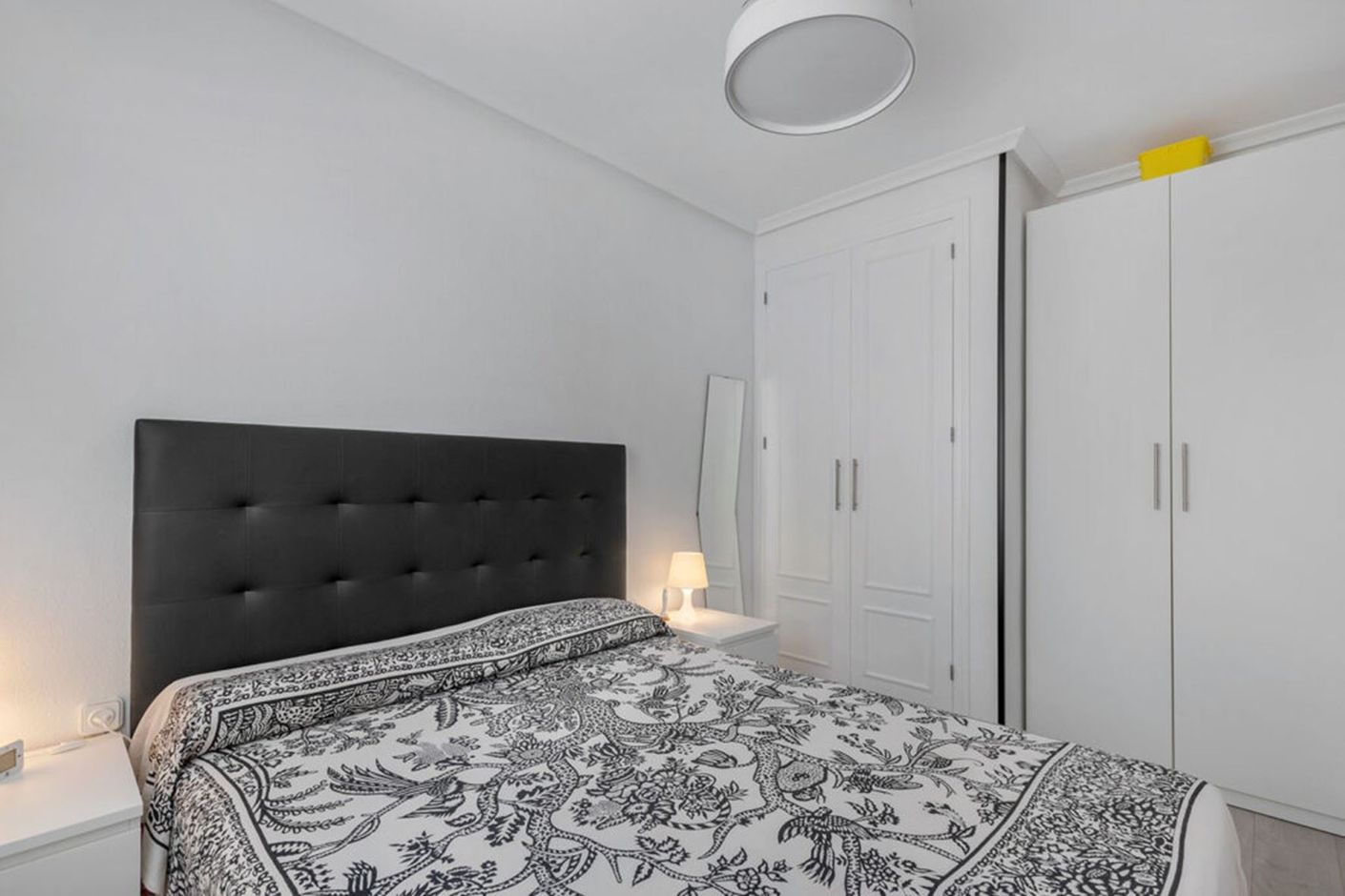 For sale - 1 Bedroom 1 Bathroom Apartment in La Mata - La Mata  - Alicante