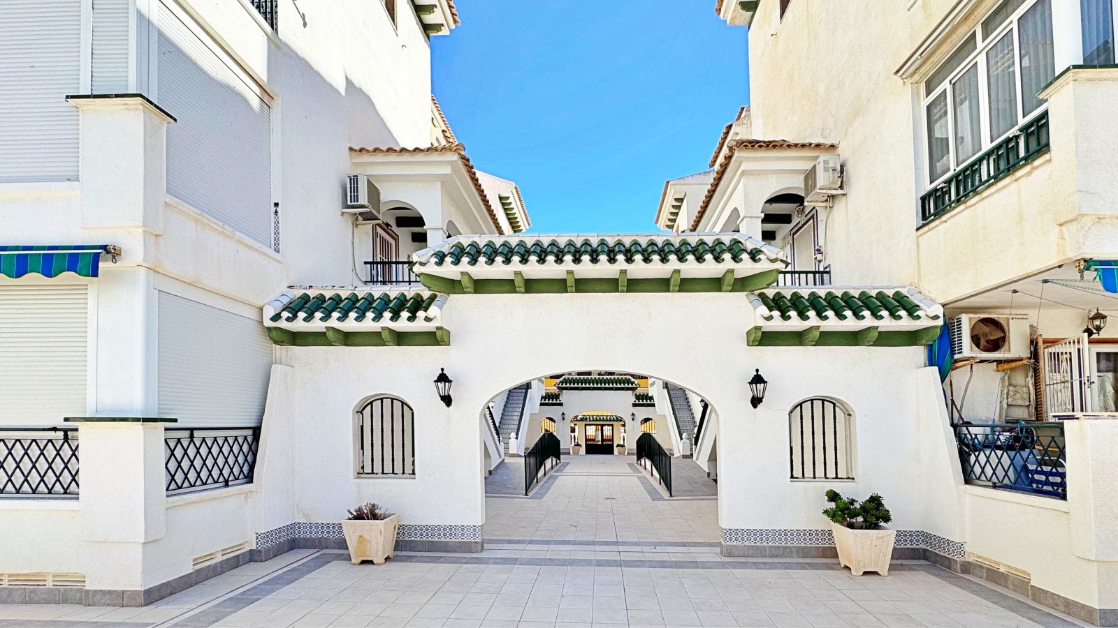For sale - 1 Bedroom 1 Bathroom Apartment in La Mata - La Mata  - Alicante