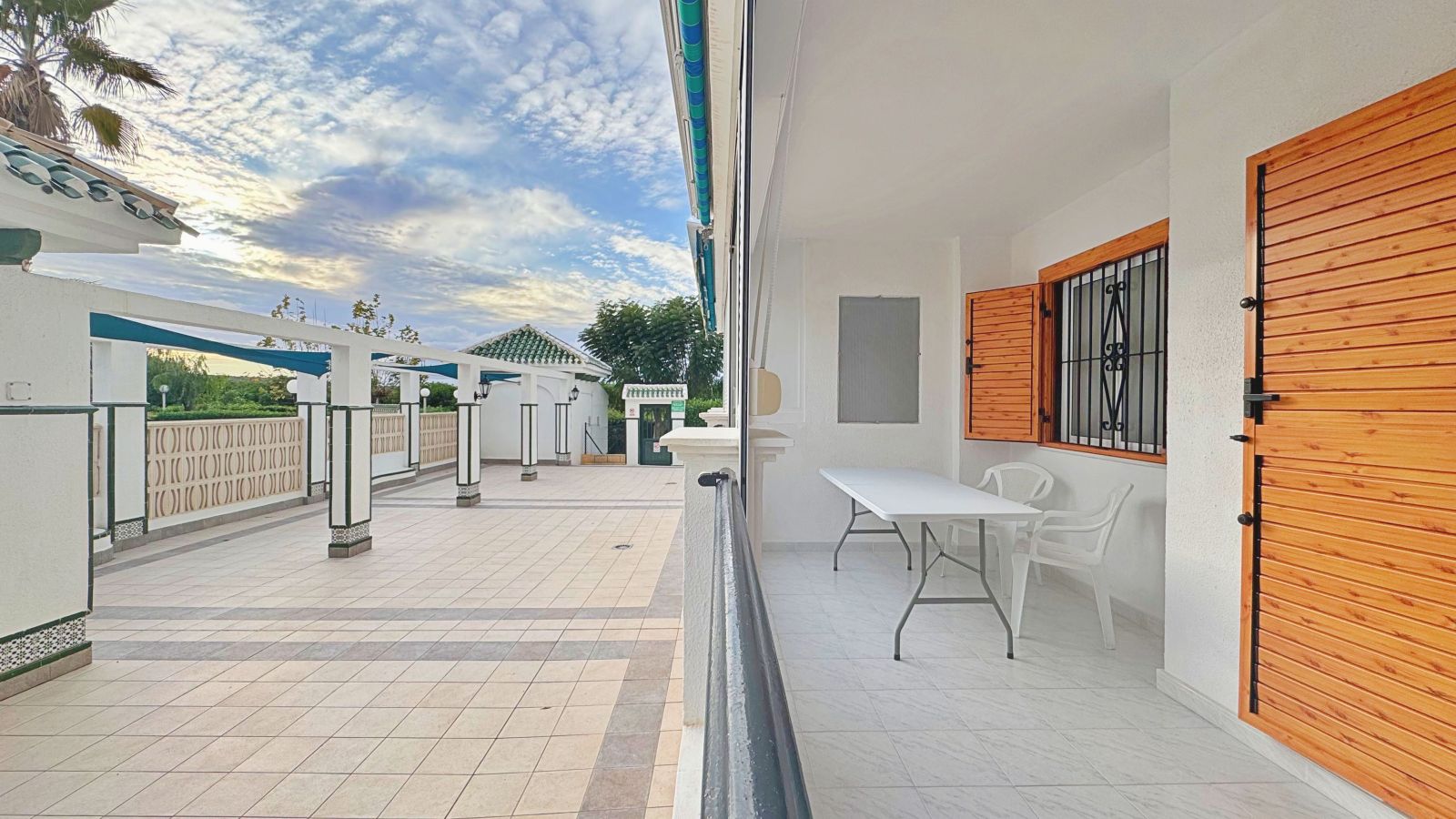 For sale - 1 Bedroom 1 Bathroom Apartment in Torrevieja - La Mata  - Alicante