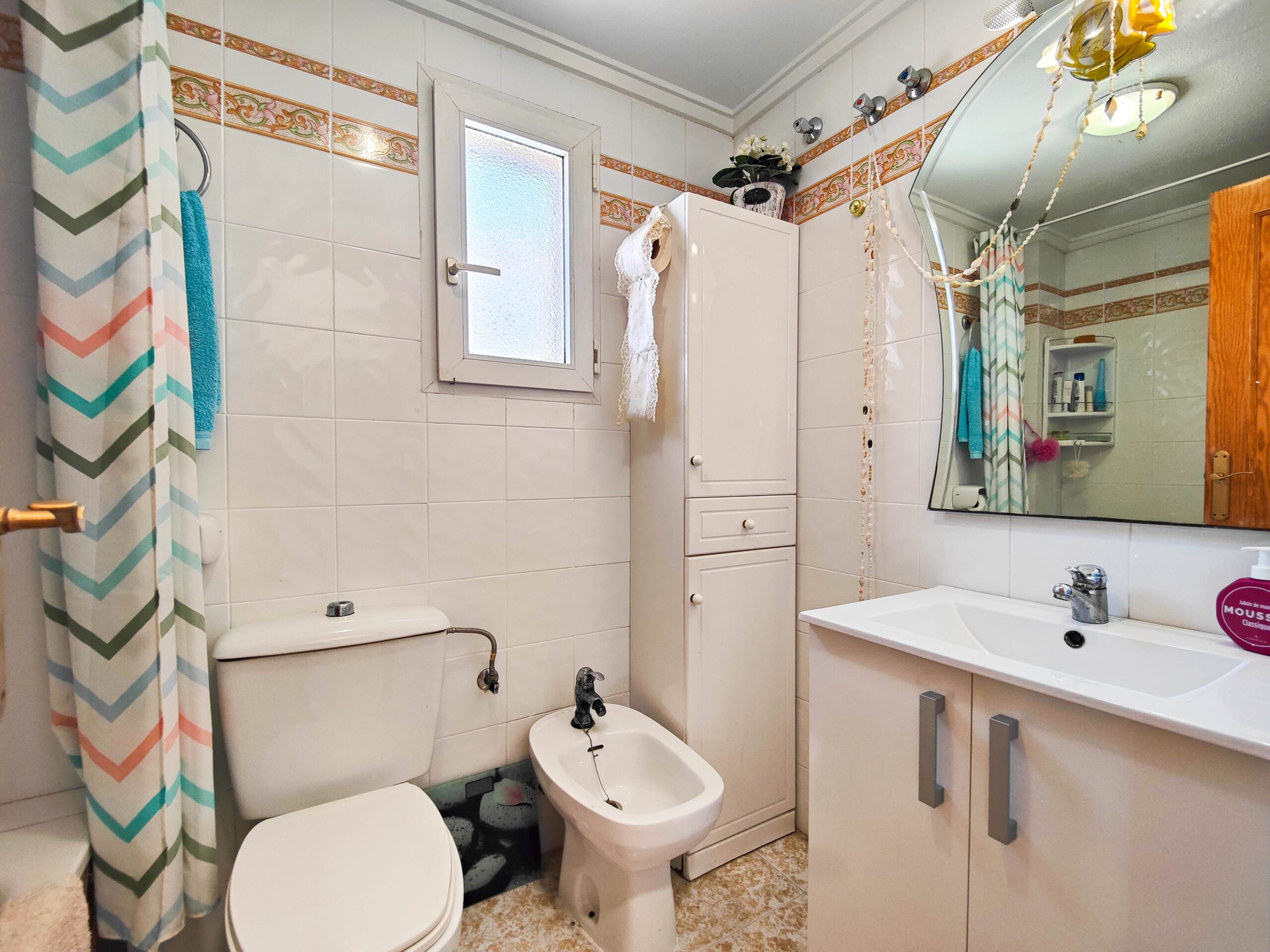 For sale - 3 Bedroom 1 Bathroom Bungalow in Torrevieja -  Urb. Parque de las Naciones - Alicante