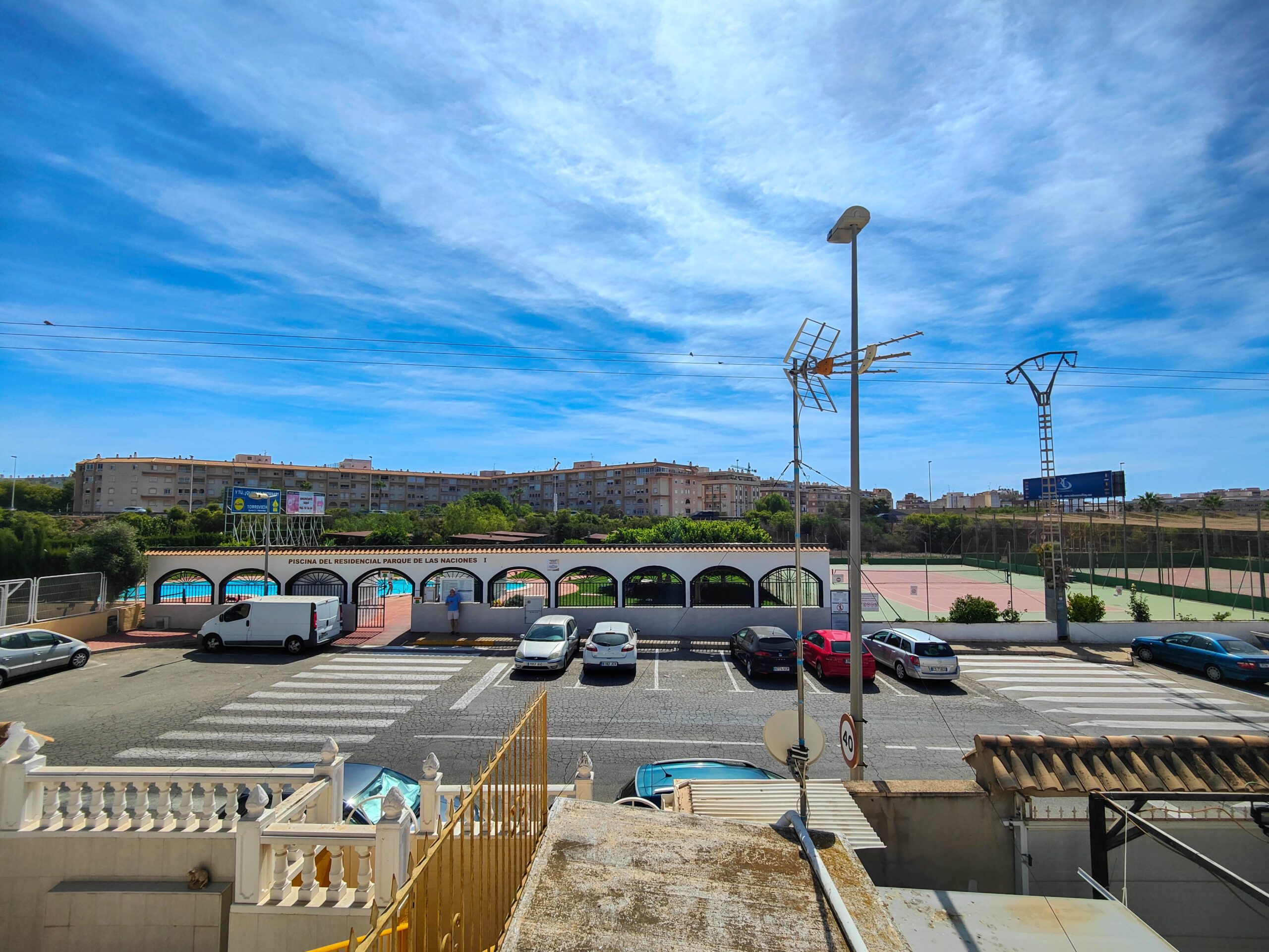 For sale - 3 Bedroom 1 Bathroom Bungalow in Torrevieja -  Urb. Parque de las Naciones - Alicante