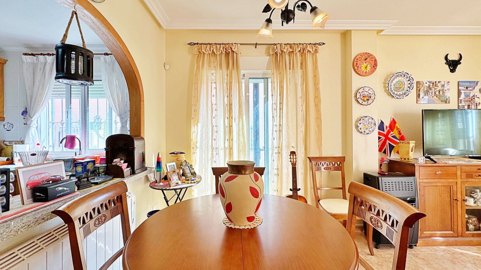 For sale - 3 Bedroom 2 Bathroom Townhouse in VILLAMARTIN - Villamartin  - Alicante