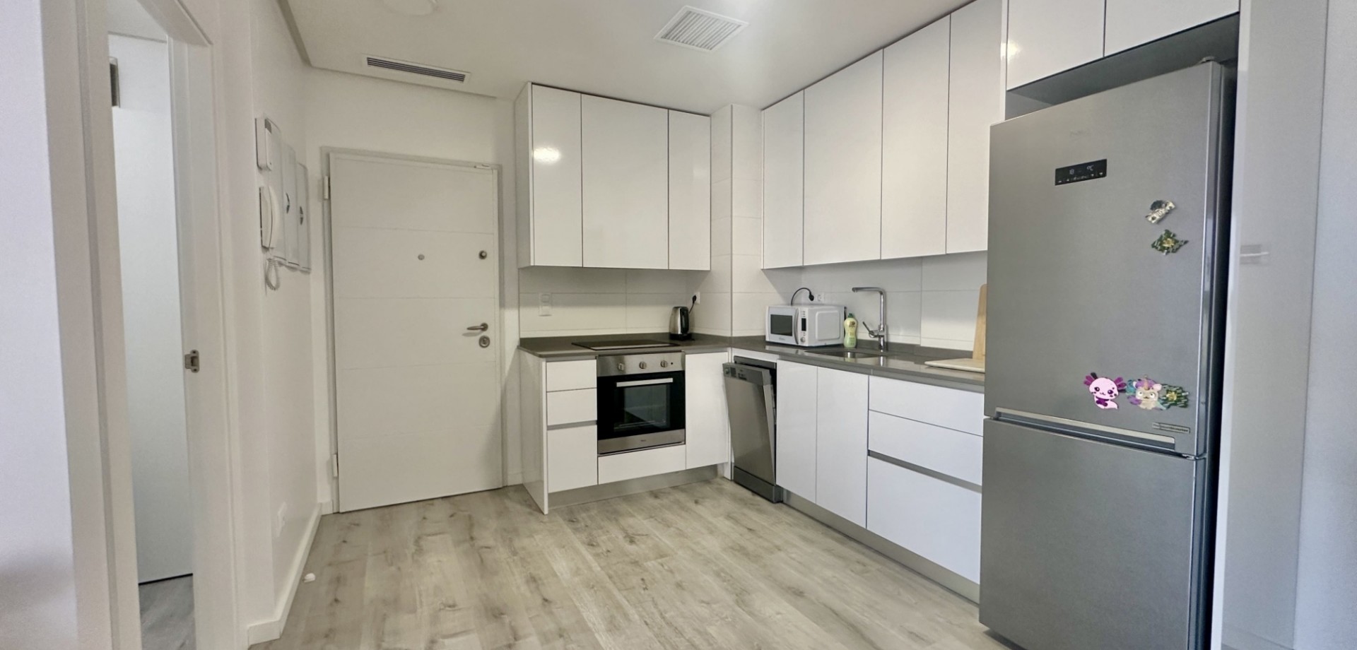 For sale - 3 Bedroom 2 Bathroom Apartment in Villamartin - Villamartín  - Alicante